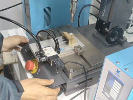 灵科超声波-电子元器件组装焊接