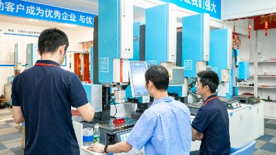 无胶胜有胶：灵科超声波焊接如何重塑奶瓶配件的安全新标杆