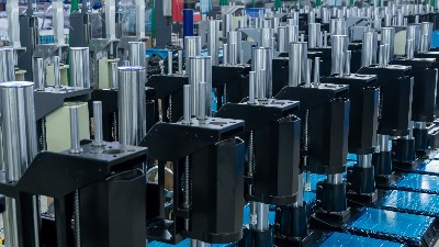 设备维保必修课：必诺超声焊接导轨卡滞的根因分析与解决路径