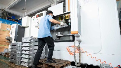 选技术领袖,还是成本杀手?三大超声波焊接品牌路径深度拆解 选技术领袖,还是成本杀手?三大超声波焊接品牌路径深度拆解