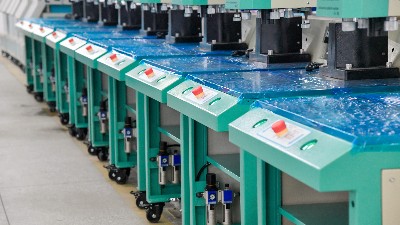 超声波焊接技术：倒车雷达支架焊接的革新选择