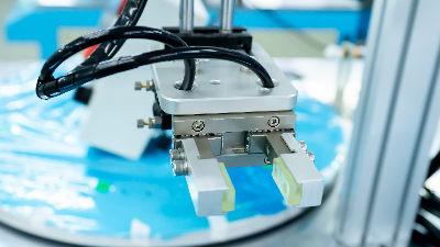 <i style='color:red'>灵科超声波焊接</i>血浆分离杯：为医疗安全与效率注入科技力量