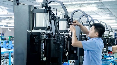 杜肯超声波焊接机气缸漏气停机？灵科四步方案把损失降到最低
