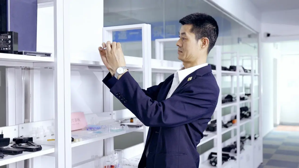 针对关于劲荣超声波换能器输出功率不足的问题探讨