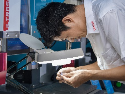 选对设备，赢定工艺：<i style='color:red'>超声波焊接十大品牌</i>全景评估与高阶选购指南