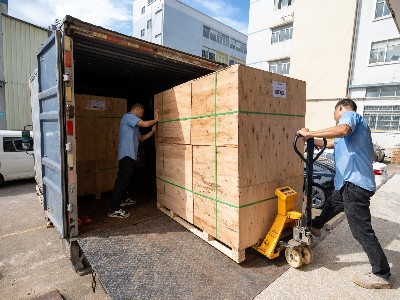 告别信息孤岛，灵科超声波焊接机实现生产线数据实时流动