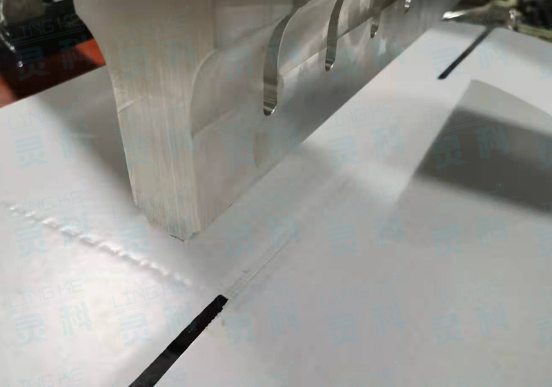 灵科超声波焊接厚纸板