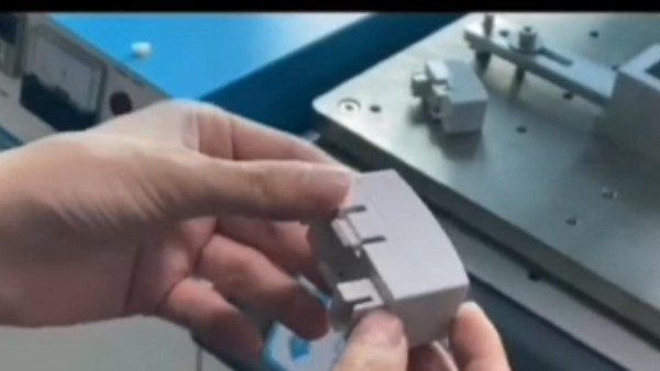 灵科超声波-电器配件焊接